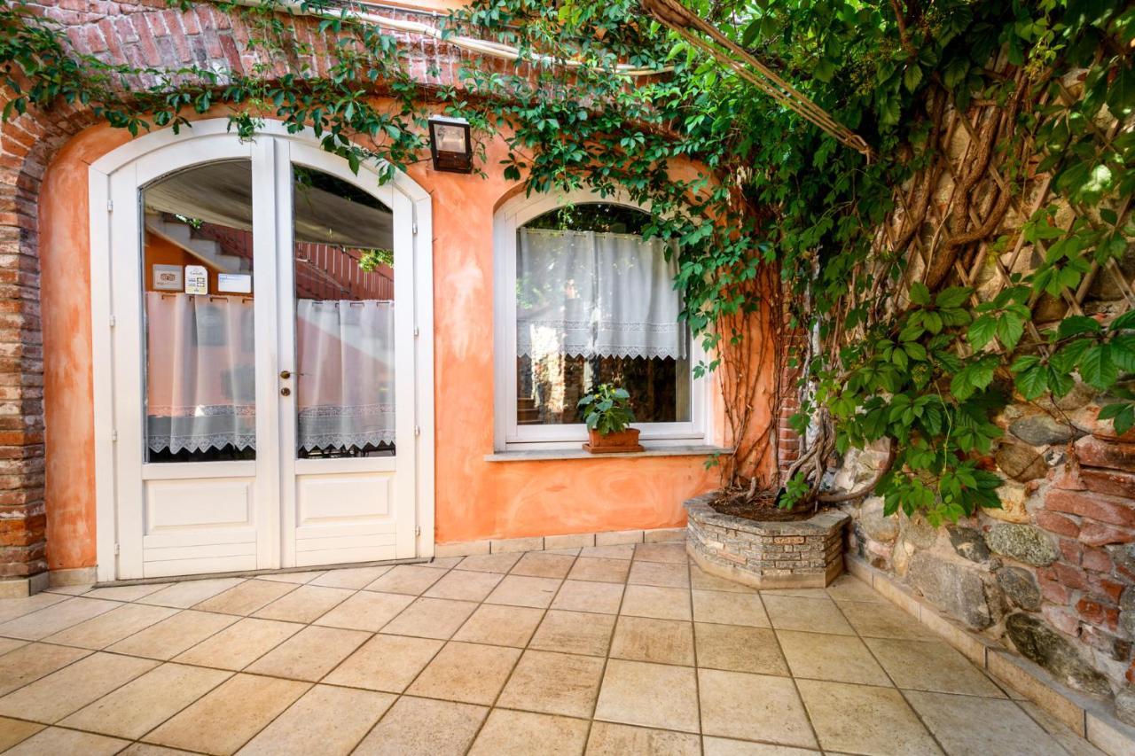 Cantina Anzivino - Affittacamere Gattinara Екстериор снимка